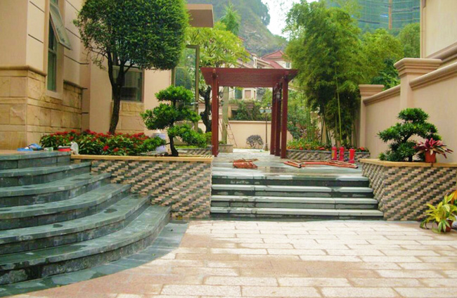 別墅庭院園路設(shè)計樣式1圖片